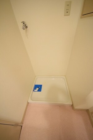 リズ市川平田の物件内観写真